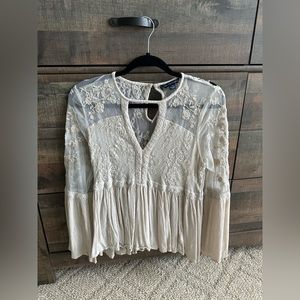 American Eagle Outfitters Blouse - Size L - Cream Colored